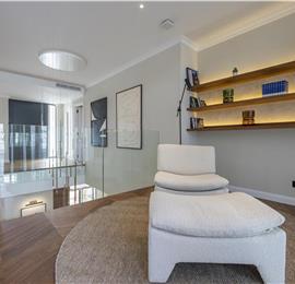 Selection of 5 bedroom seafront villas with heated pool on Ciovo near Trogir, sleeps 10